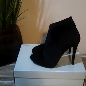 Jessica Simpson- Neesha